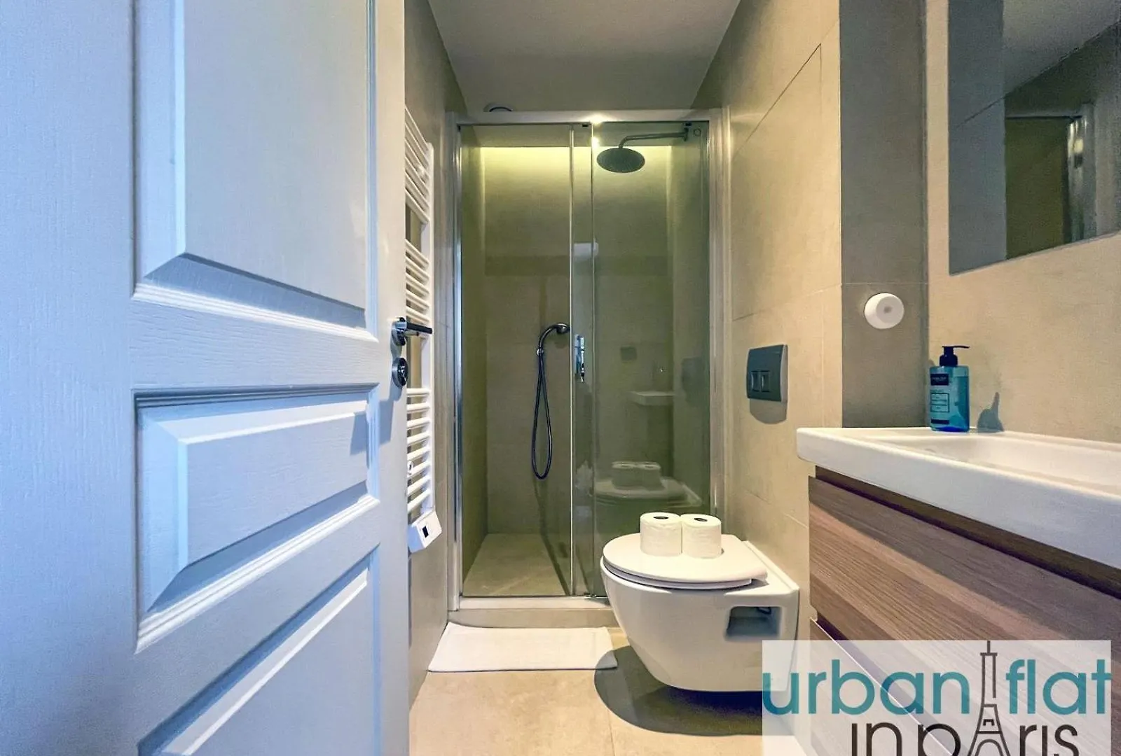 Urban Flat 118 - Luxury 4 Bdr Flat Near Saint Germain Apartment Paris France